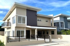 MODERN TROPICAL HOME UNIT 19 AMIHAN 800 MARIBAGO HOUSE AND LOT